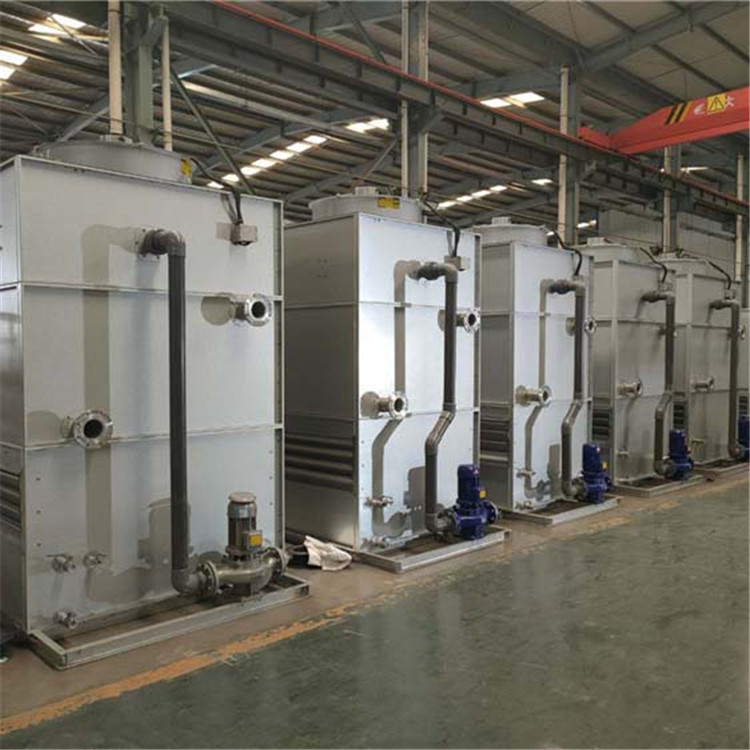 閉式冷卻塔的安裝現場